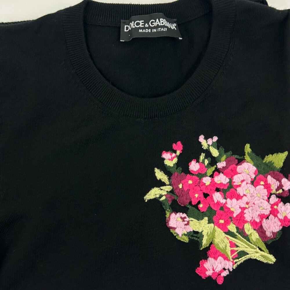 Dolce & Gabbana Embroidered Short Sleeve Sweater - Picture 6 of 7